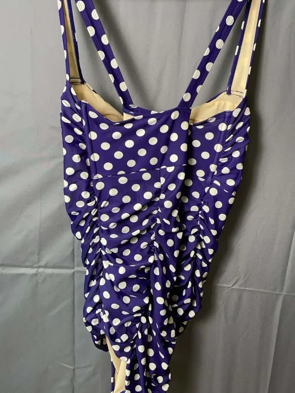 Old Navy Ruched Underwire Polka Dot One-Piece Swimsuit